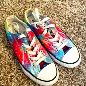 Tie dye converse bright. Worn a little lots of life left in them. Size 1
